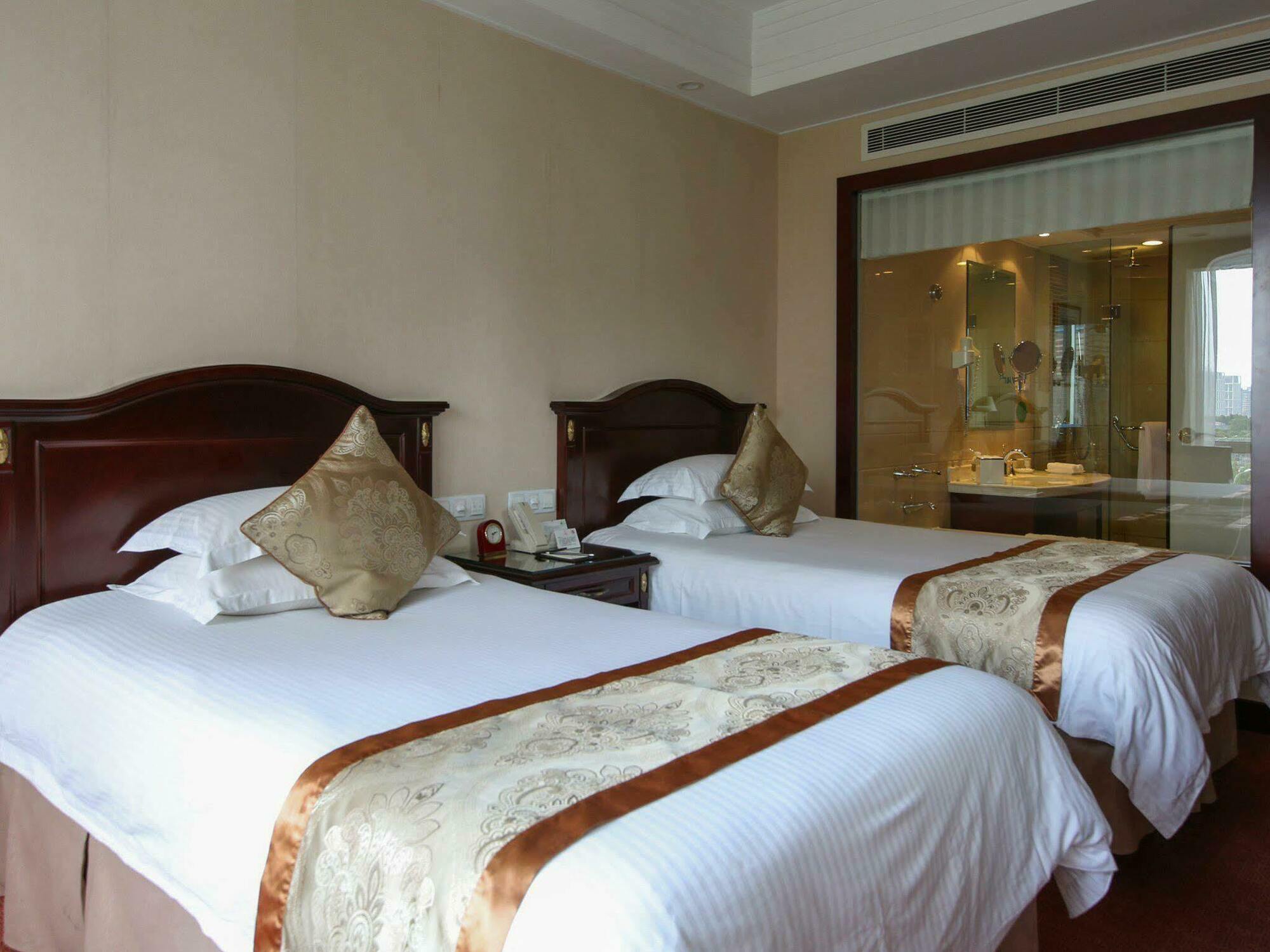 Oriental Riverside Bund View Hotel Shanghai Buitenkant foto